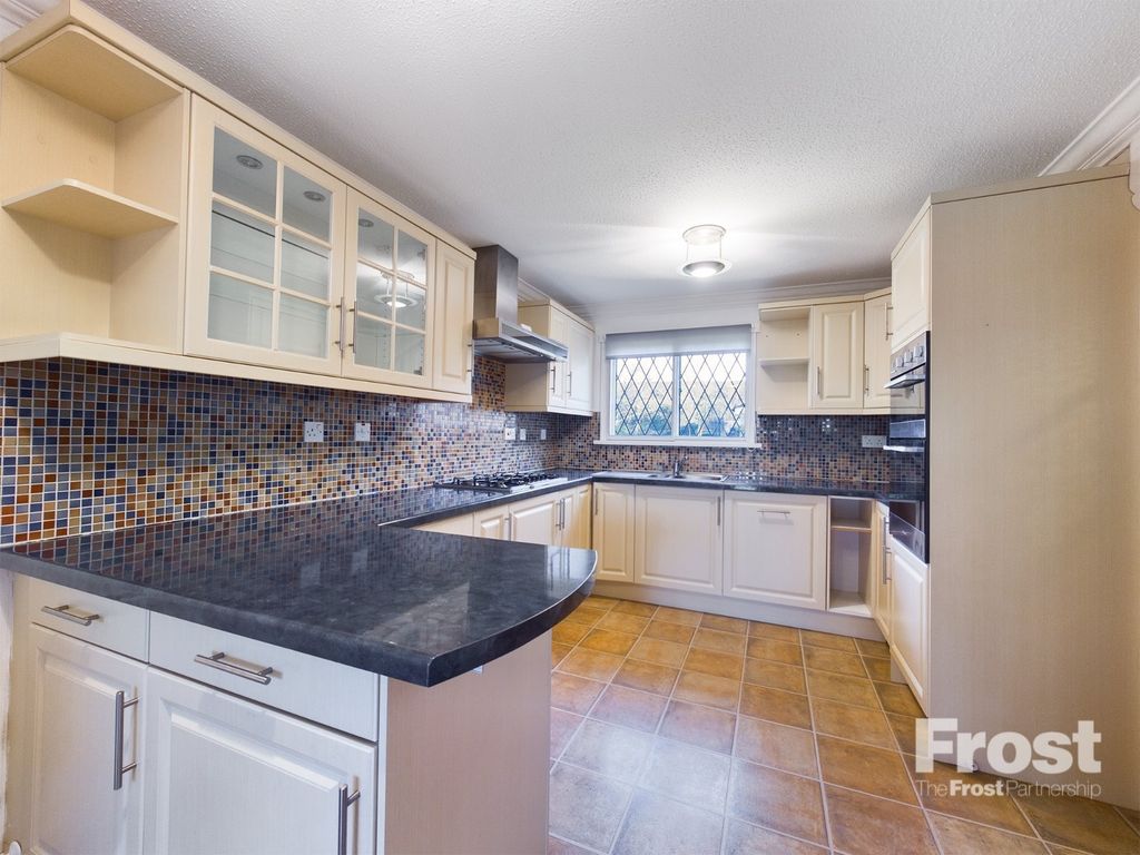 Property photo 3 of 12 Picture No. 13