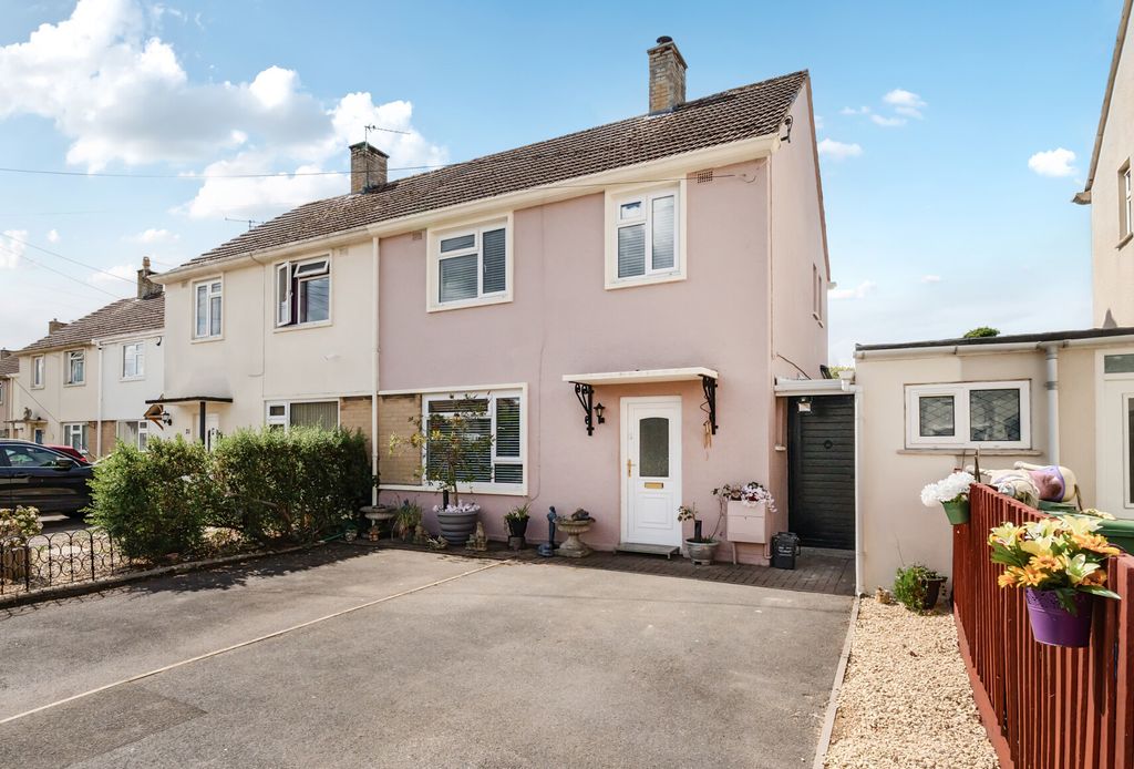 Property photo 1 of 21 1320863-2-687E20F...
