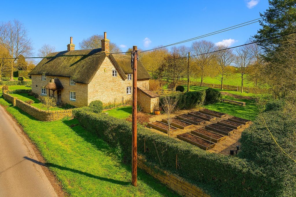 Property photo 1 of 30 Picture No. 03