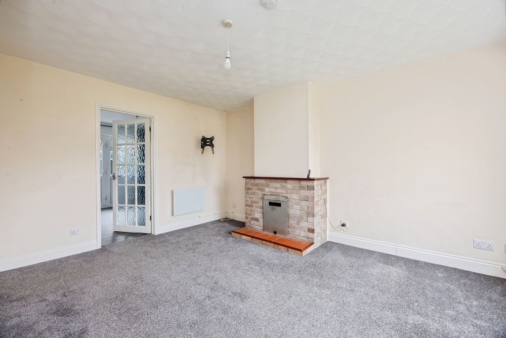 Property photo 2 of 18 Pbox-Img.Jpg