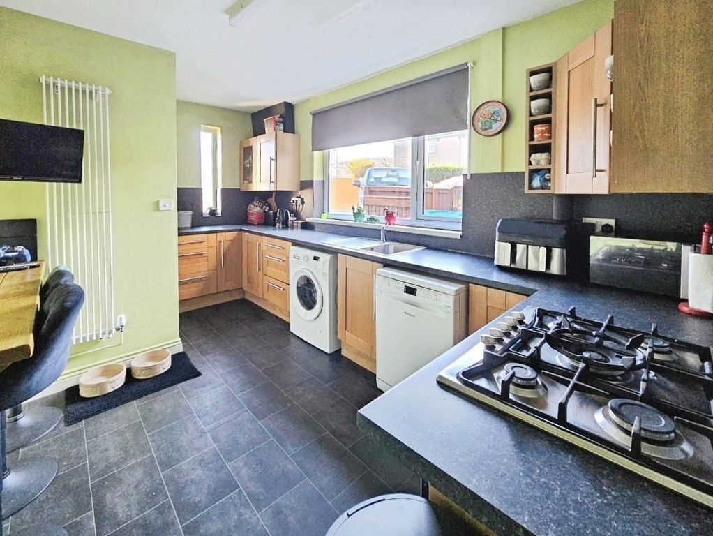 Property photo 3 of 19 Pbox-Img.Jpg