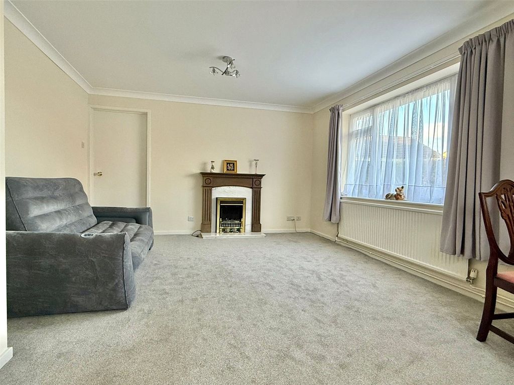 Property photo 3 of 18 Picture No. 16