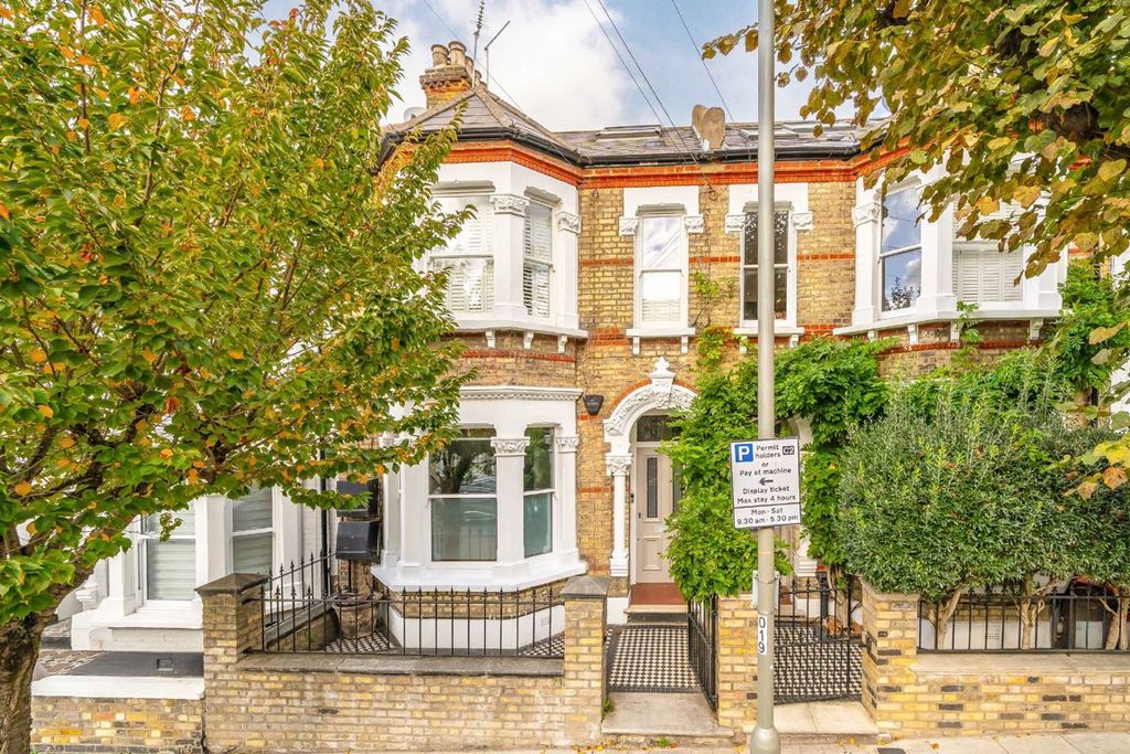 Property photo 1 of 7