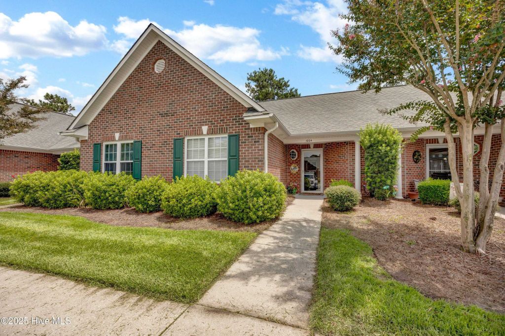 Property photo 1 of 31