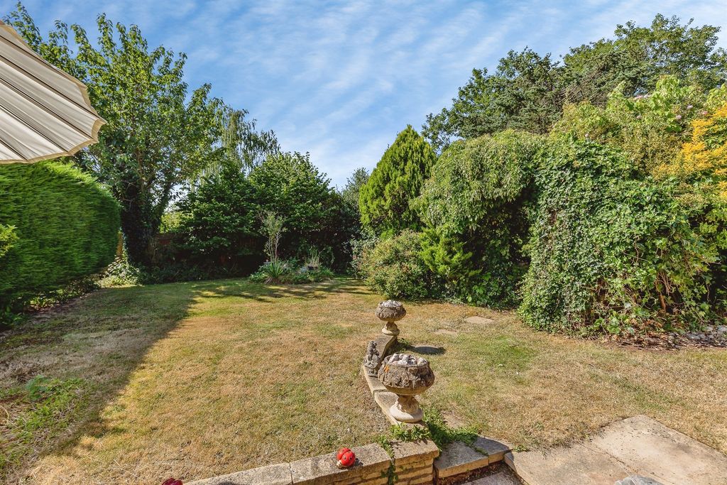 Property photo 2 of 19