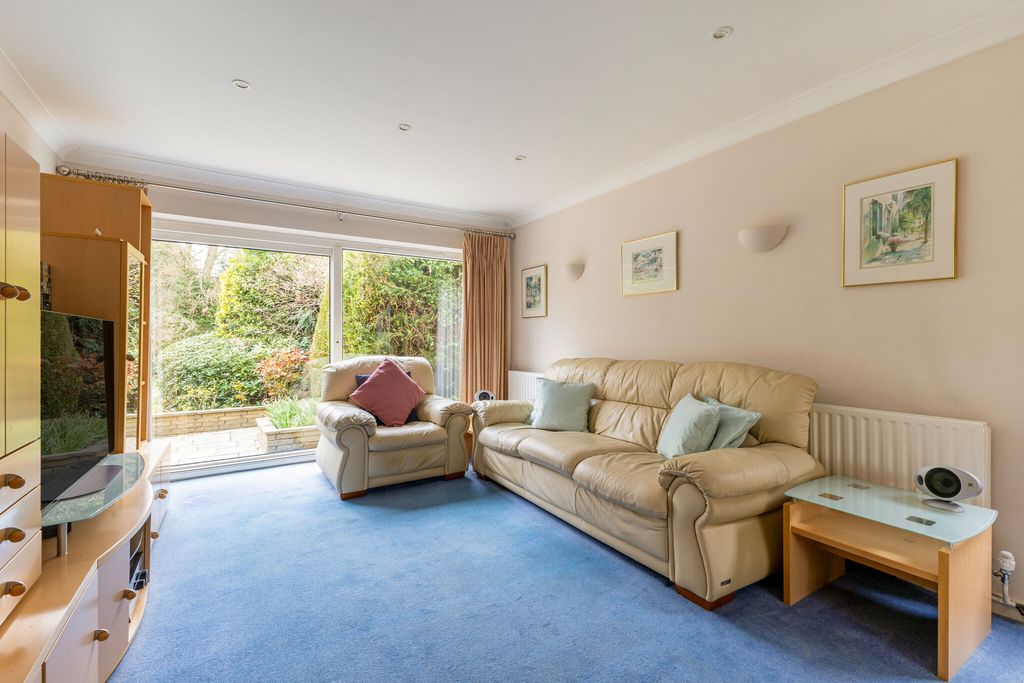 Additional image 13 of 5 bed detached house for saleStockton Avenue, Fleet GU51