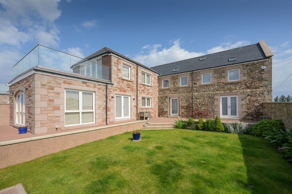Property photo 1 of 47 External