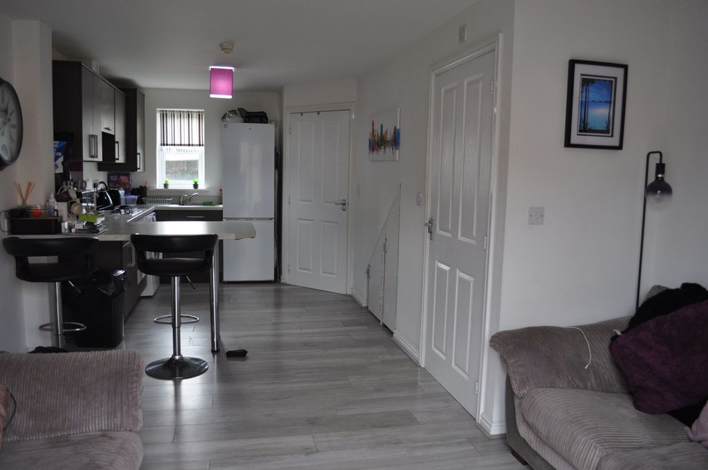 Property photo 3 of 9 Image 3