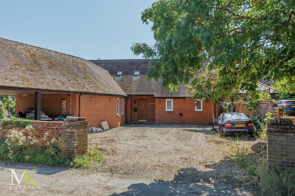 Property photo 2 of 18