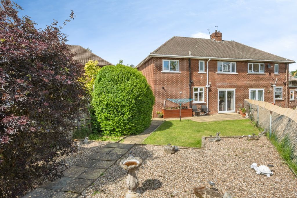 Property photo 2 of 15