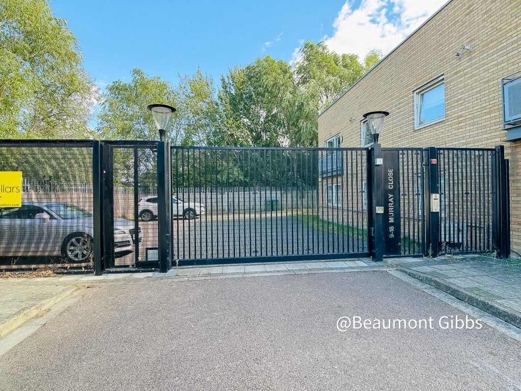 Property photo 2 of 11 5552243