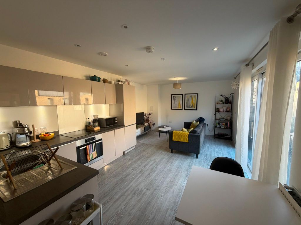 Property photo 2 of 6