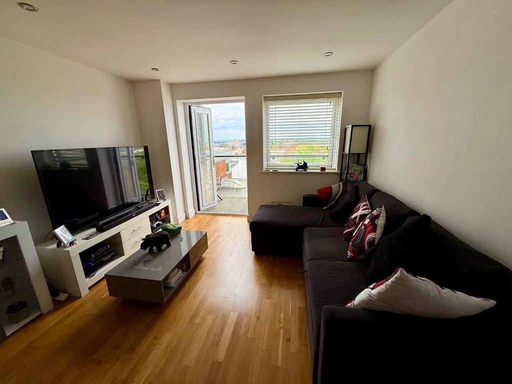 Property photo 3 of 7 Open Plan Sitting/Dining Area