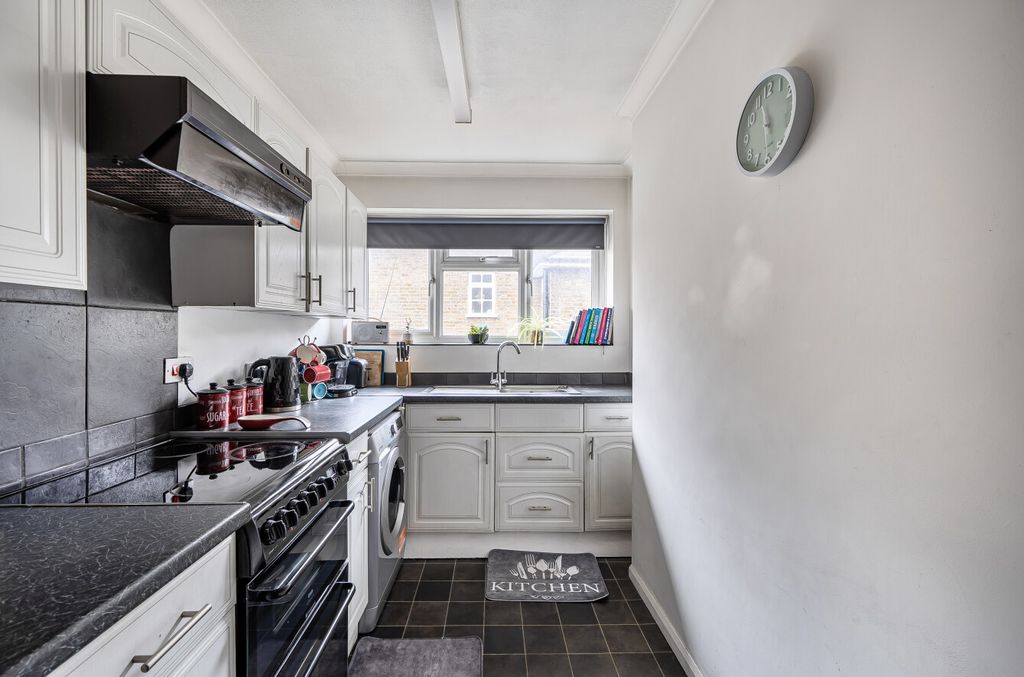 Property photo 3 of 13 1435263-12-69Ca56...