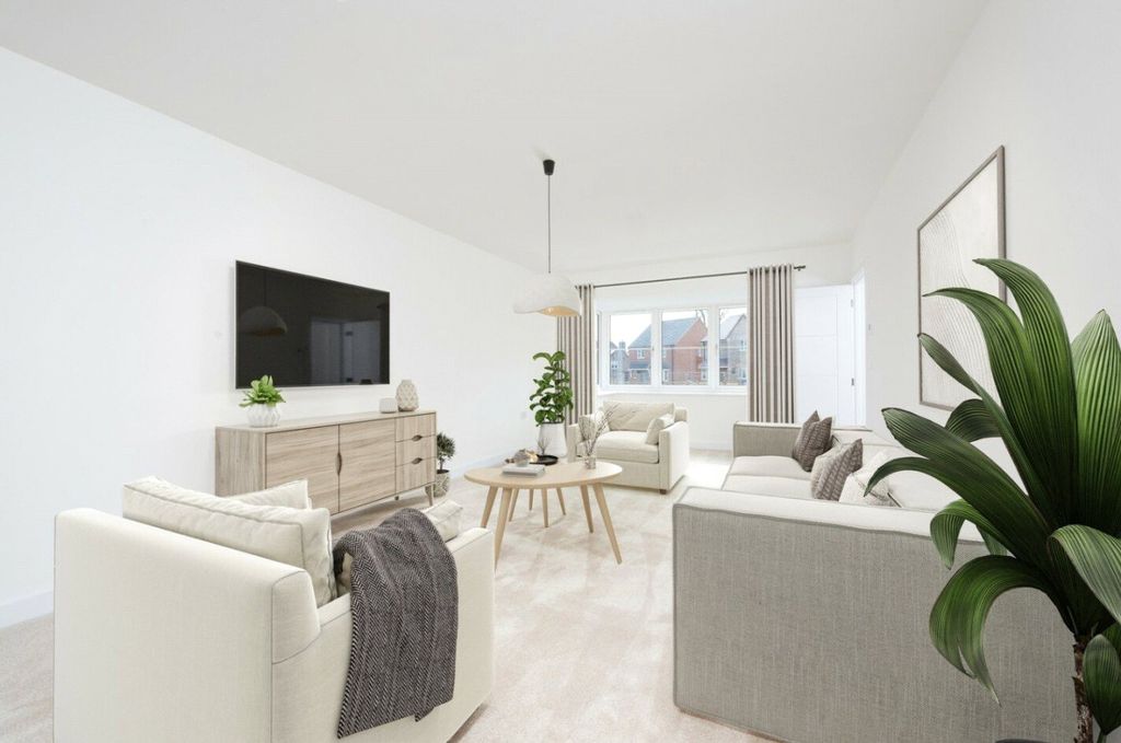 Property photo 3 of 8 Picture No. 17