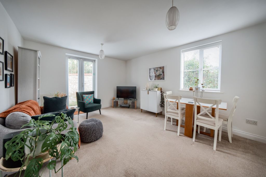 Property photo 3 of 13 Xt5A4841-Hdr(3)