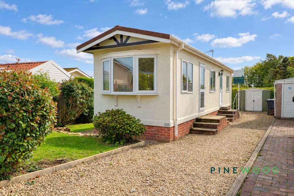 Property photo 1 of 14 Front