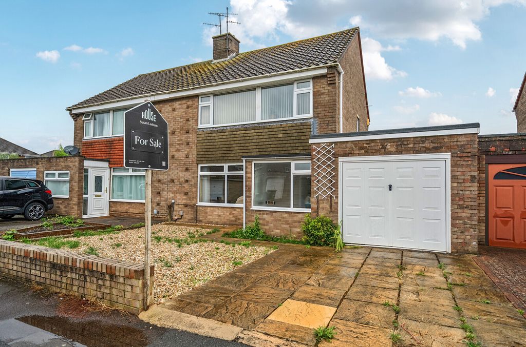 Property photo 1 of 20 1519930-6-1A080A6...