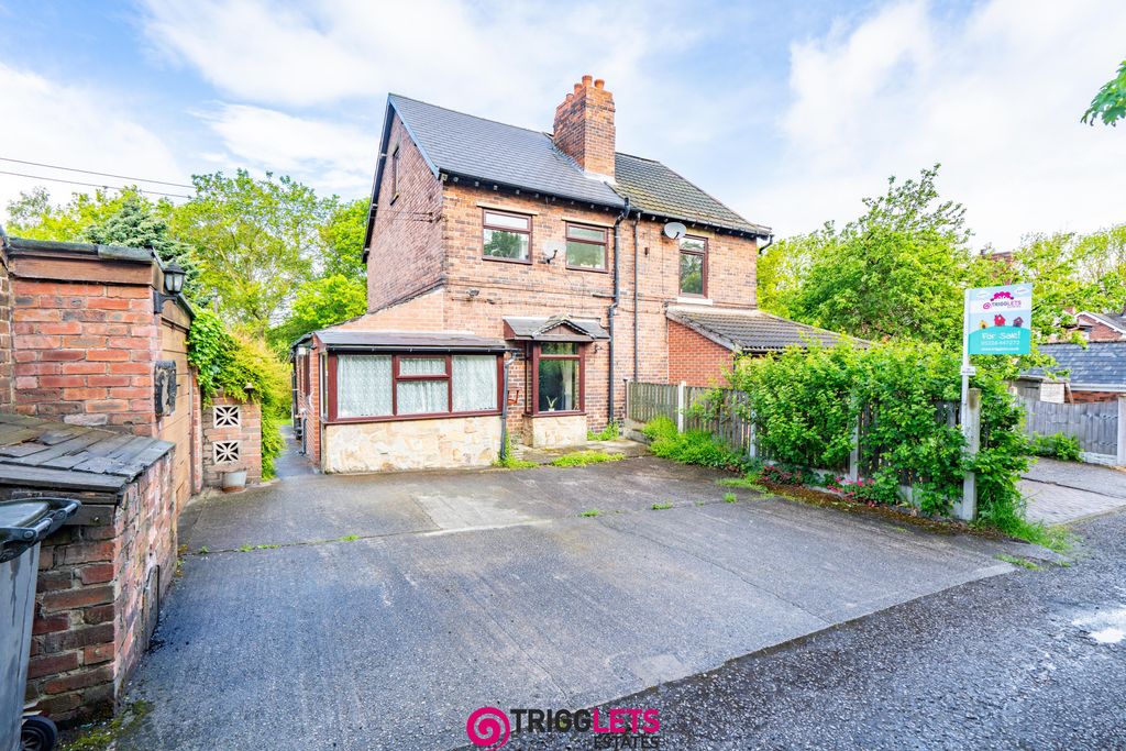 Property photo 2 of 30