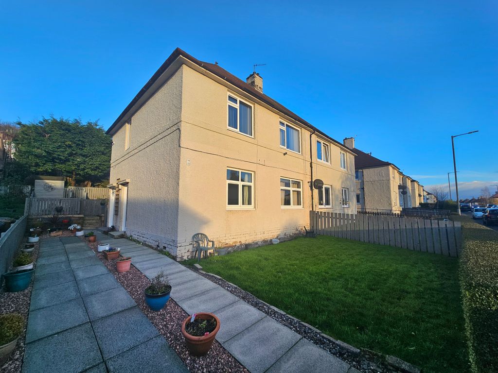 Property photo 1 of 10 Front