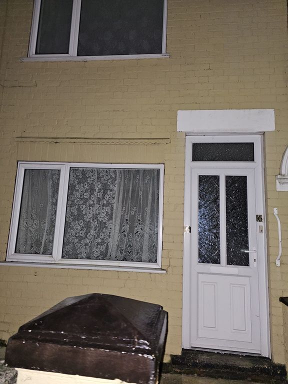 Property photo 2 of 9