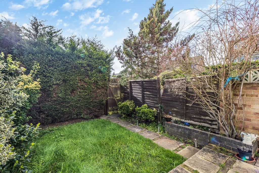 Property photo 3 of 9