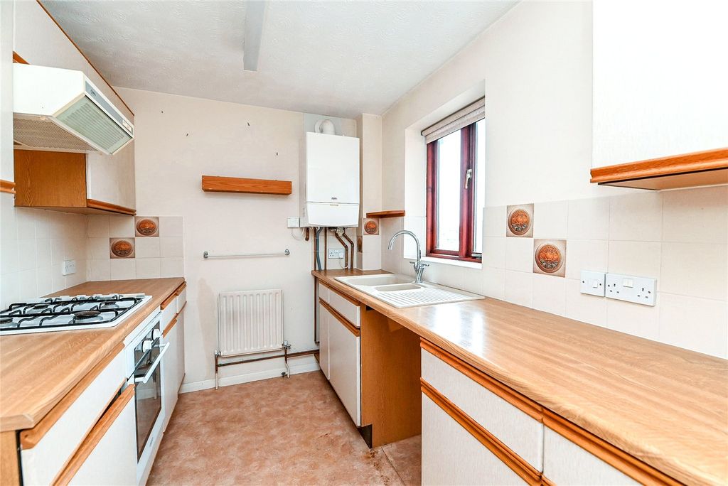 Property photo 3 of 8 Picture No. 05