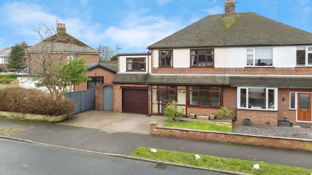 Property photo 2 of 24