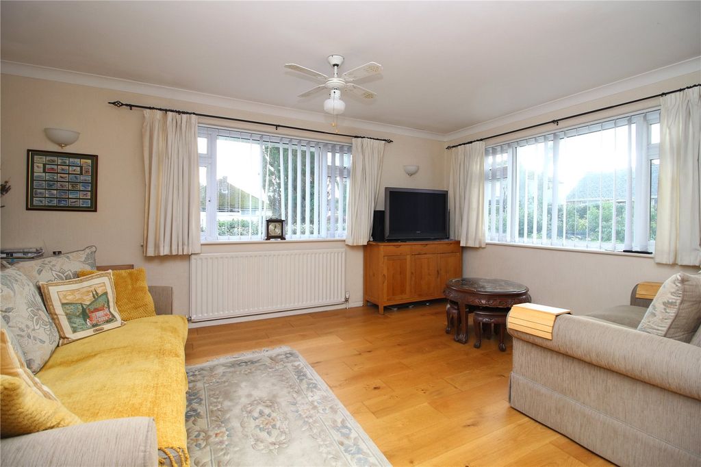 Property photo 3 of 12 Picture No. 04