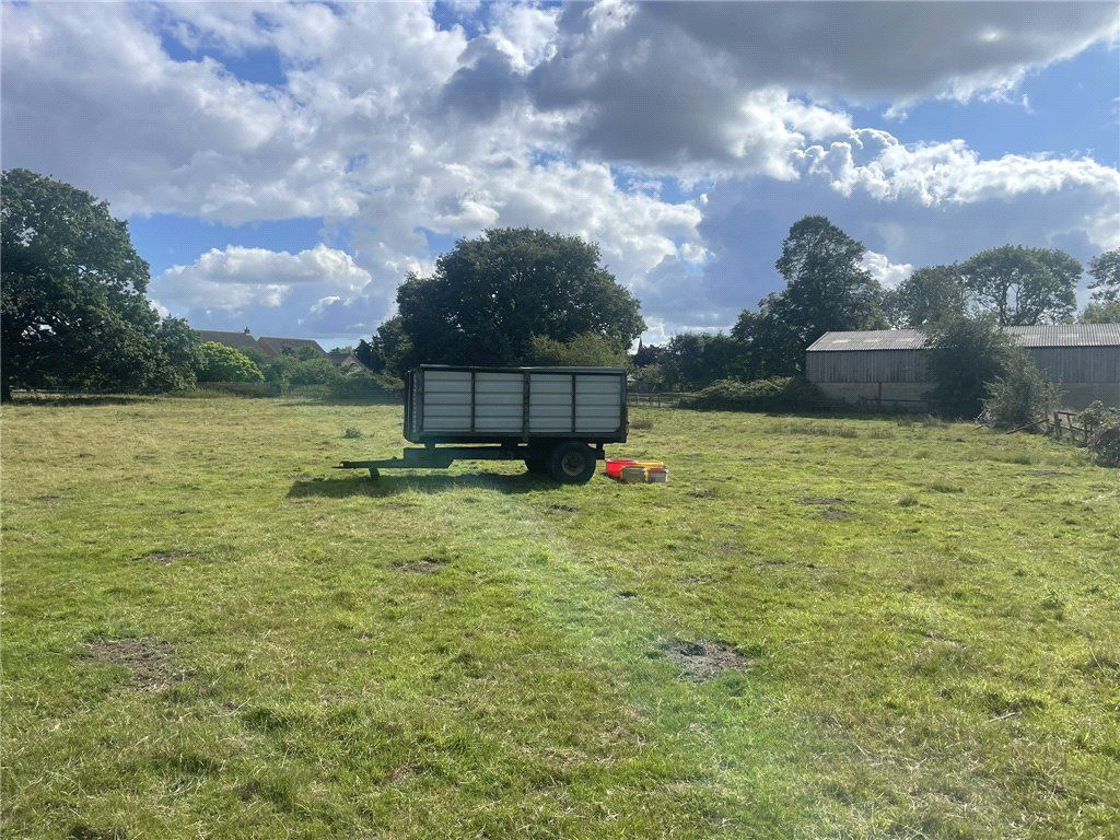 Property photo 3 of 3 Surroundings