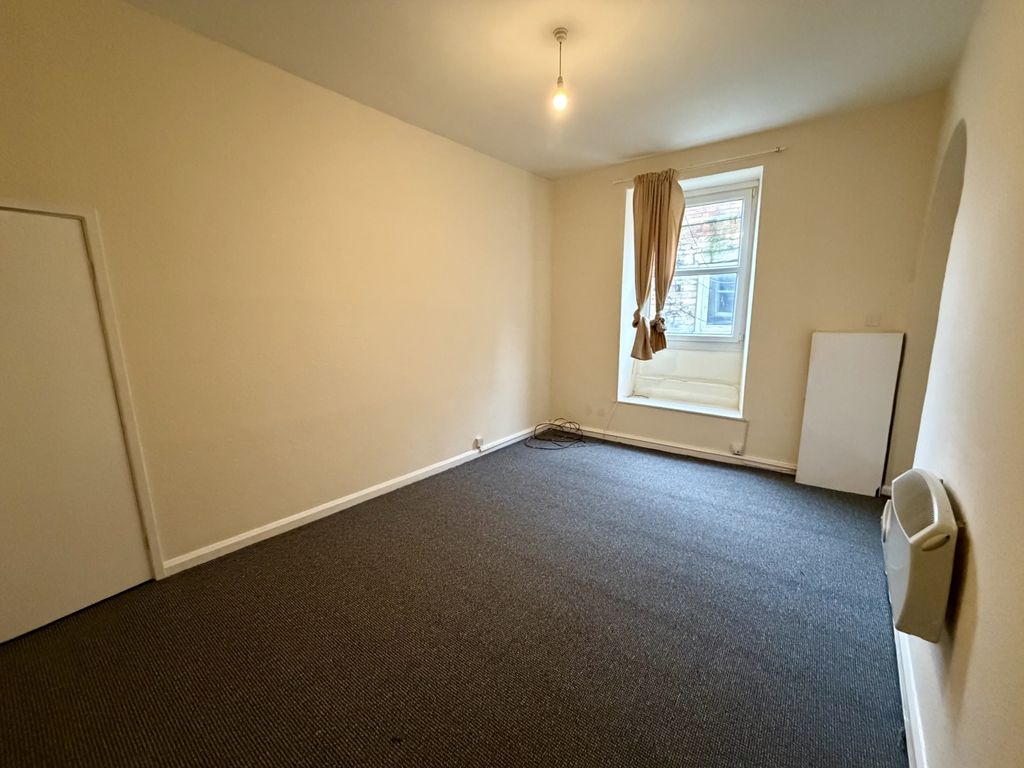 Property photo 3 of 5 Img_0025