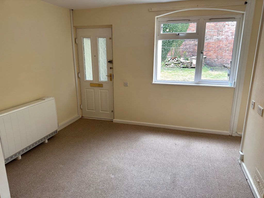 Property photo 3 of 19 Photograph 3
