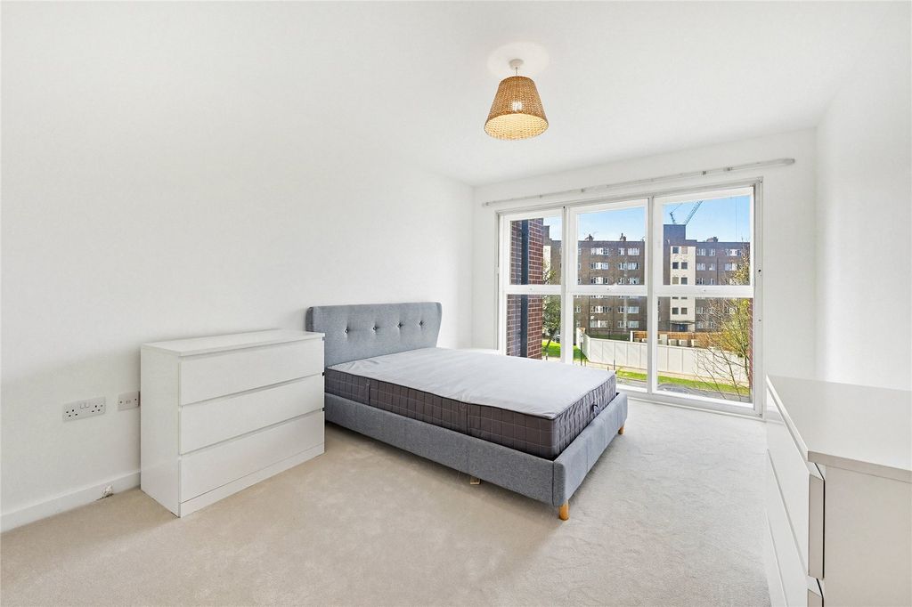 Property photo 3 of 12 Picture No. 19