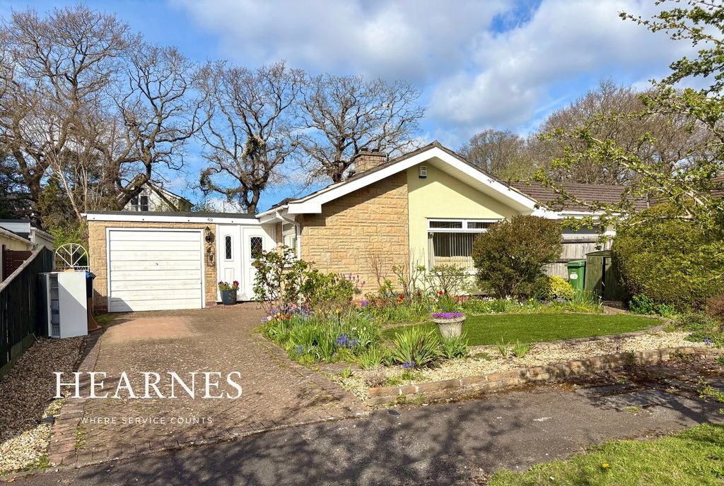 Property photo 1 of 25