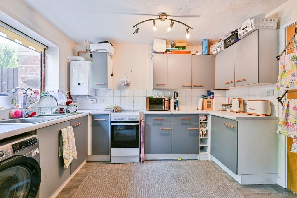Property photo 3 of 13 Pbox-Img.Jpg