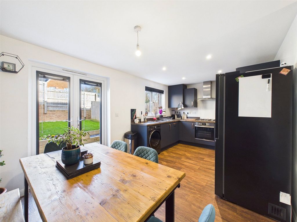 Property photo 3 of 14 Picture No. 06