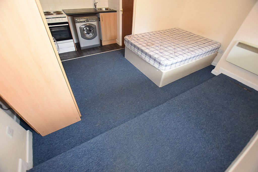 Property photo 1 of 3