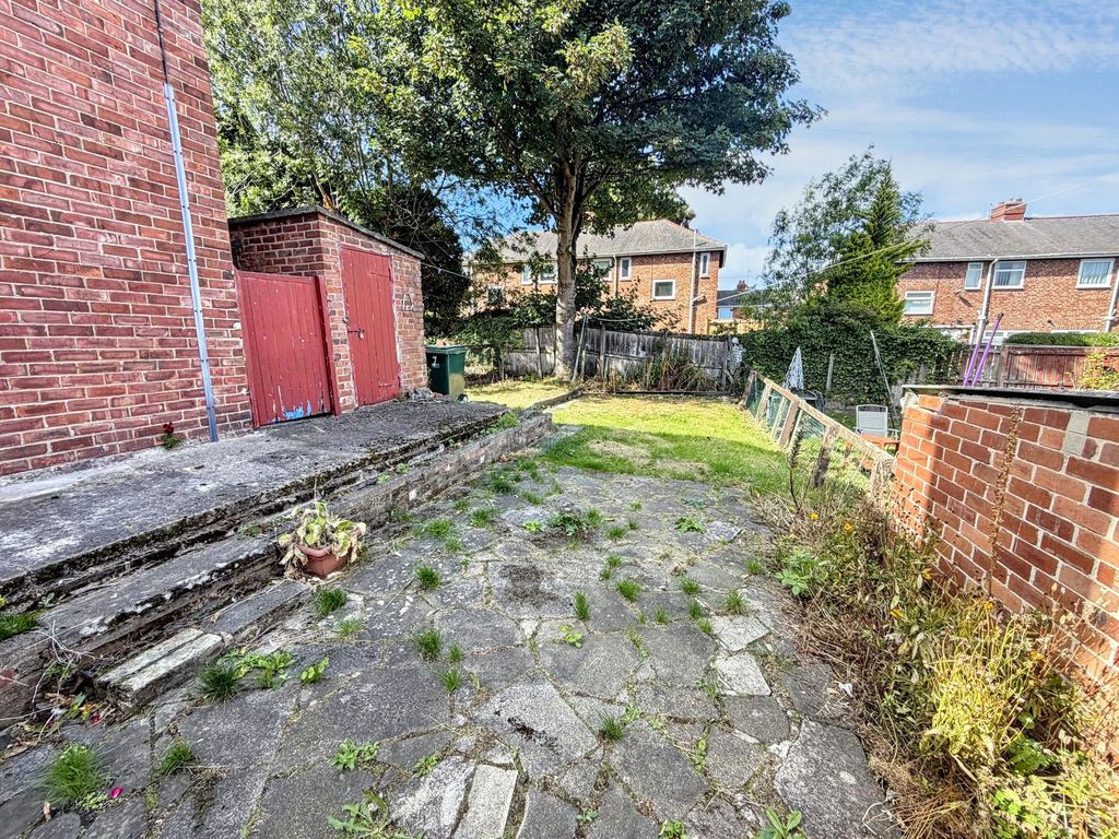 Property photo 2 of 14