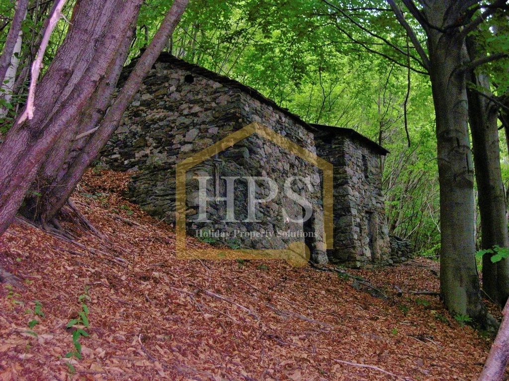 Property photo 2 of 13