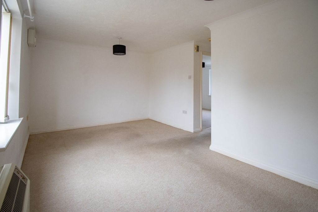 Property photo 3 of 13 4408985