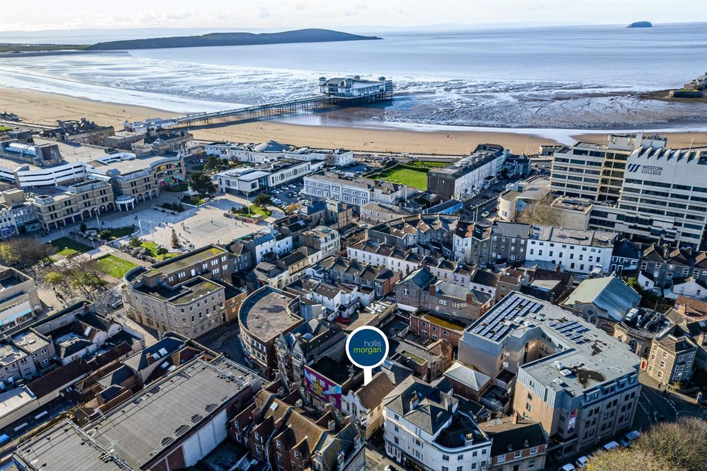 Property photo 2 of 40 131 High Street, Weston-Super-Mare, North Somerset