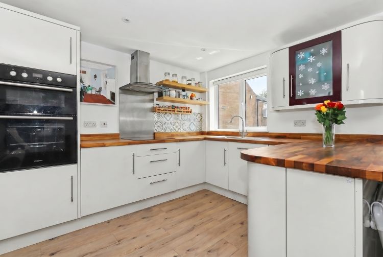 Property photo 1 of 11 333628