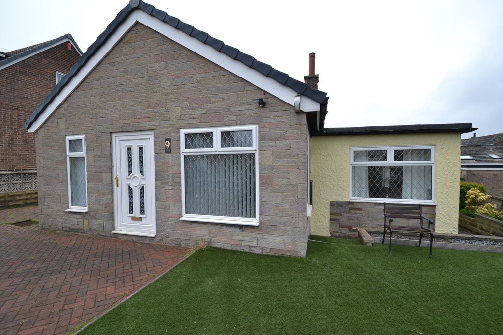 Property photo 1 of 17 Photograph 15