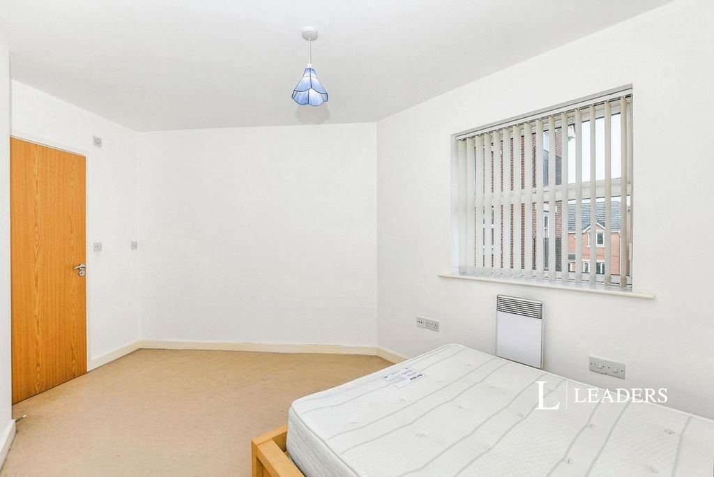 Property photo 2 of 8 Pbox-Img.Jpg