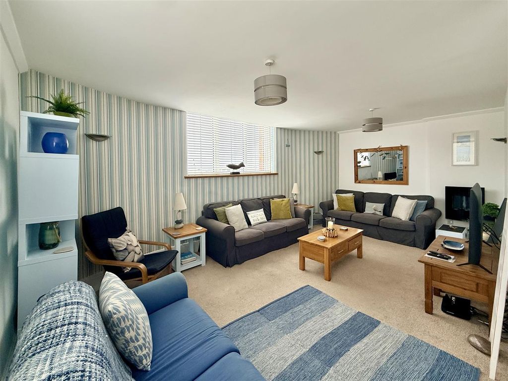 Property photo 2 of 21 Img_3163.Jpeg