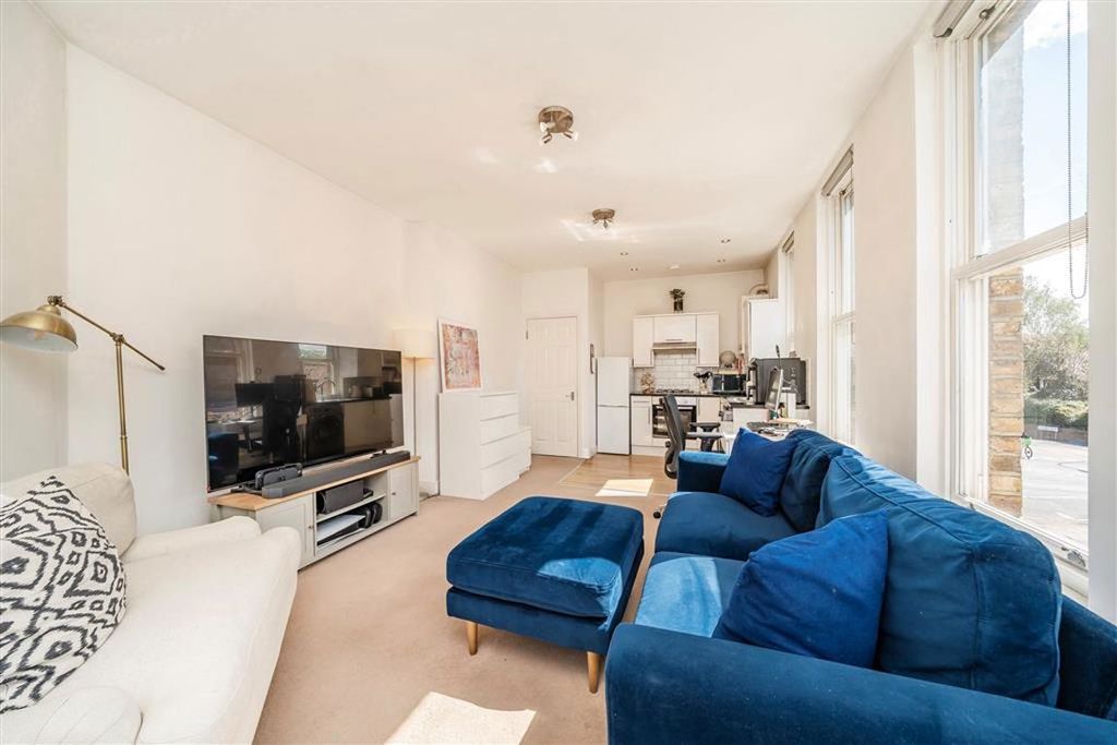 Property photo 2 of 7