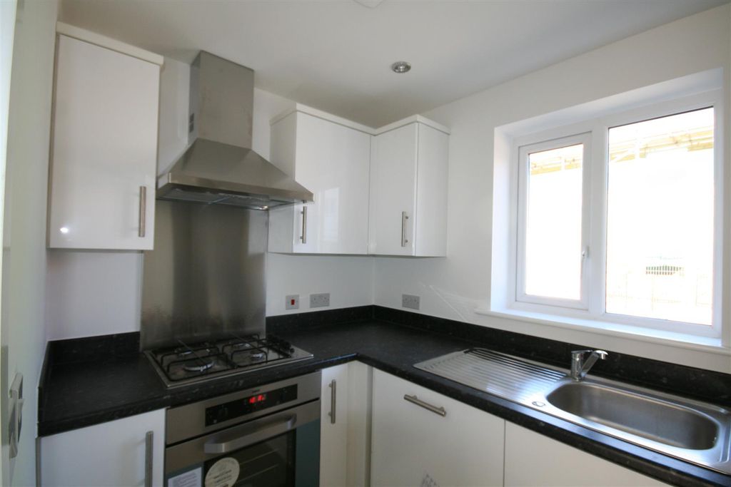 Property photo 2 of 3 Laurence Hamilton Kitchen.Jpg