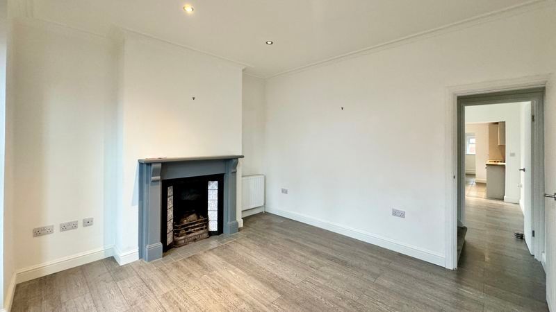 Property photo 2 of 20 Photo 8