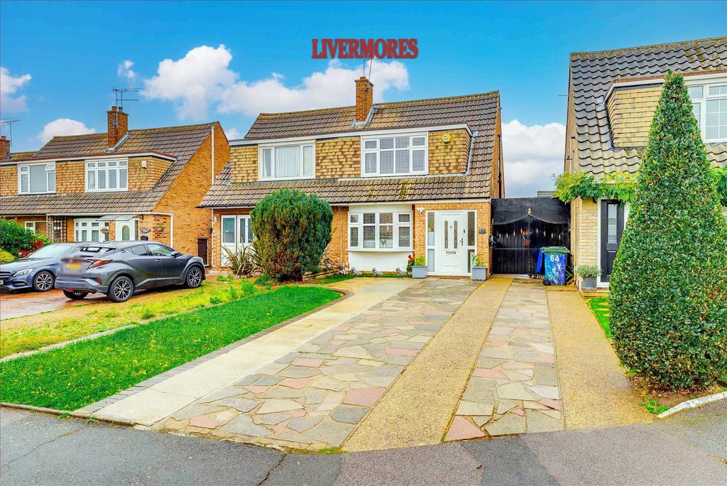 Property photo 1 of 19 Frontdp.Jpg