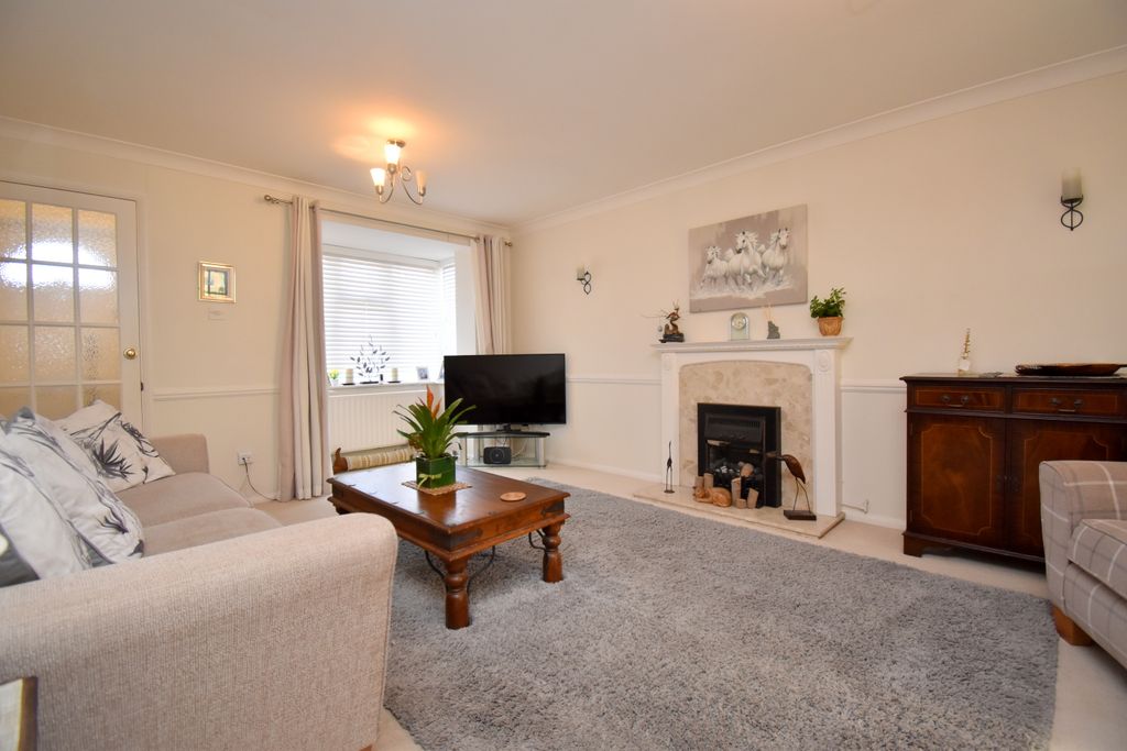 Property photo 3 of 24